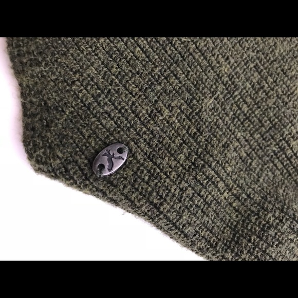 SALE 🎉 American Eagle Outfitters Olive Sweater - Picture 3 of 5
